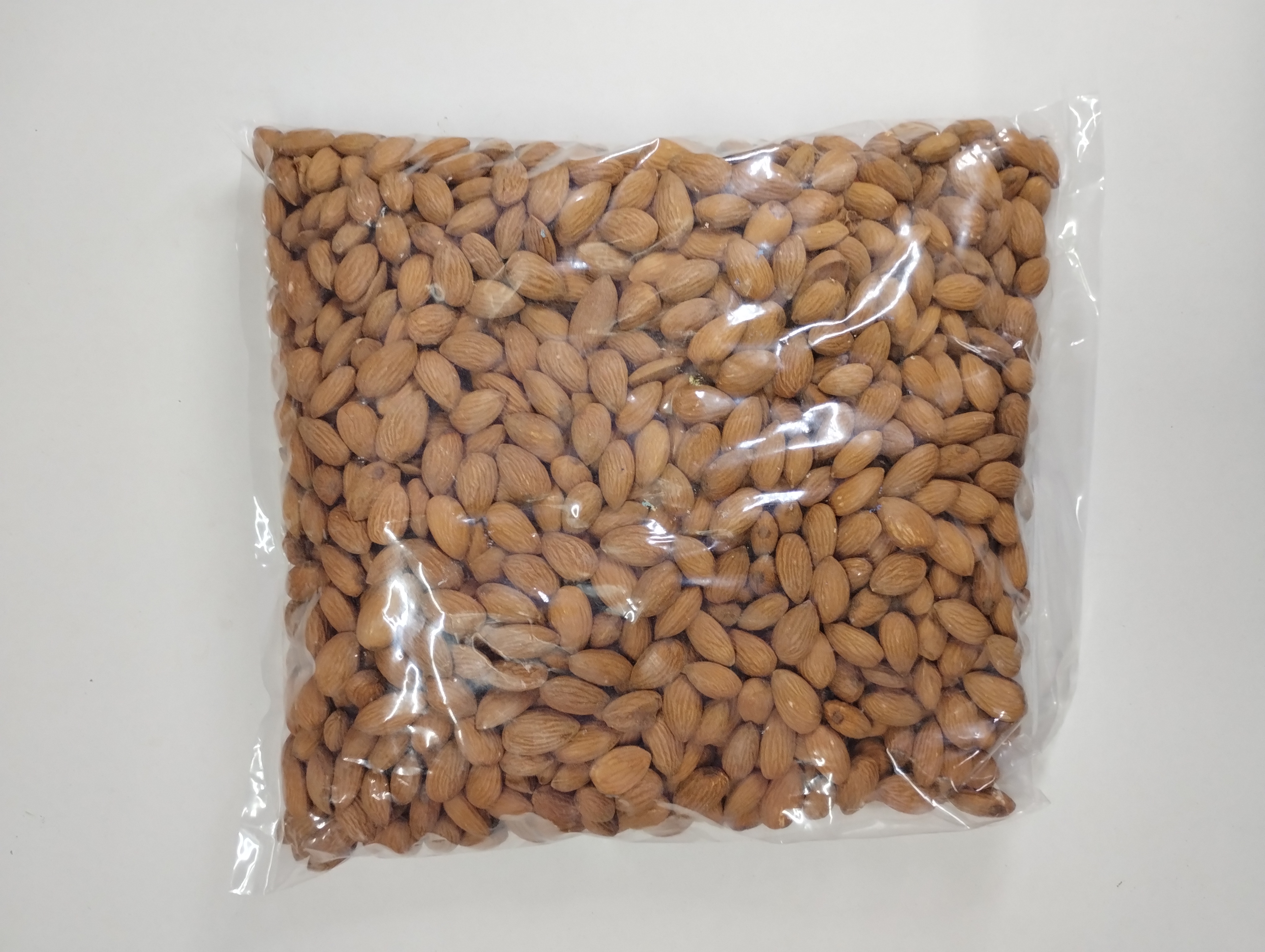 Kashmiri Mamra Badam / Almonds Full Of Oil