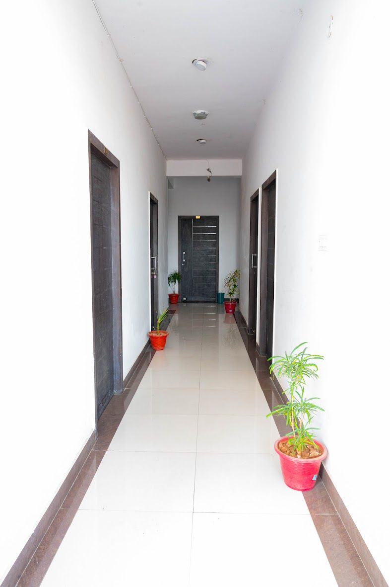 Pari hostel (MyRoomMyChoice no. 503)