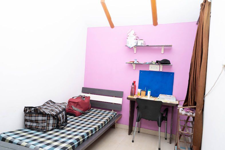 Pari hostel (MyRoomMyChoice no. 503)
