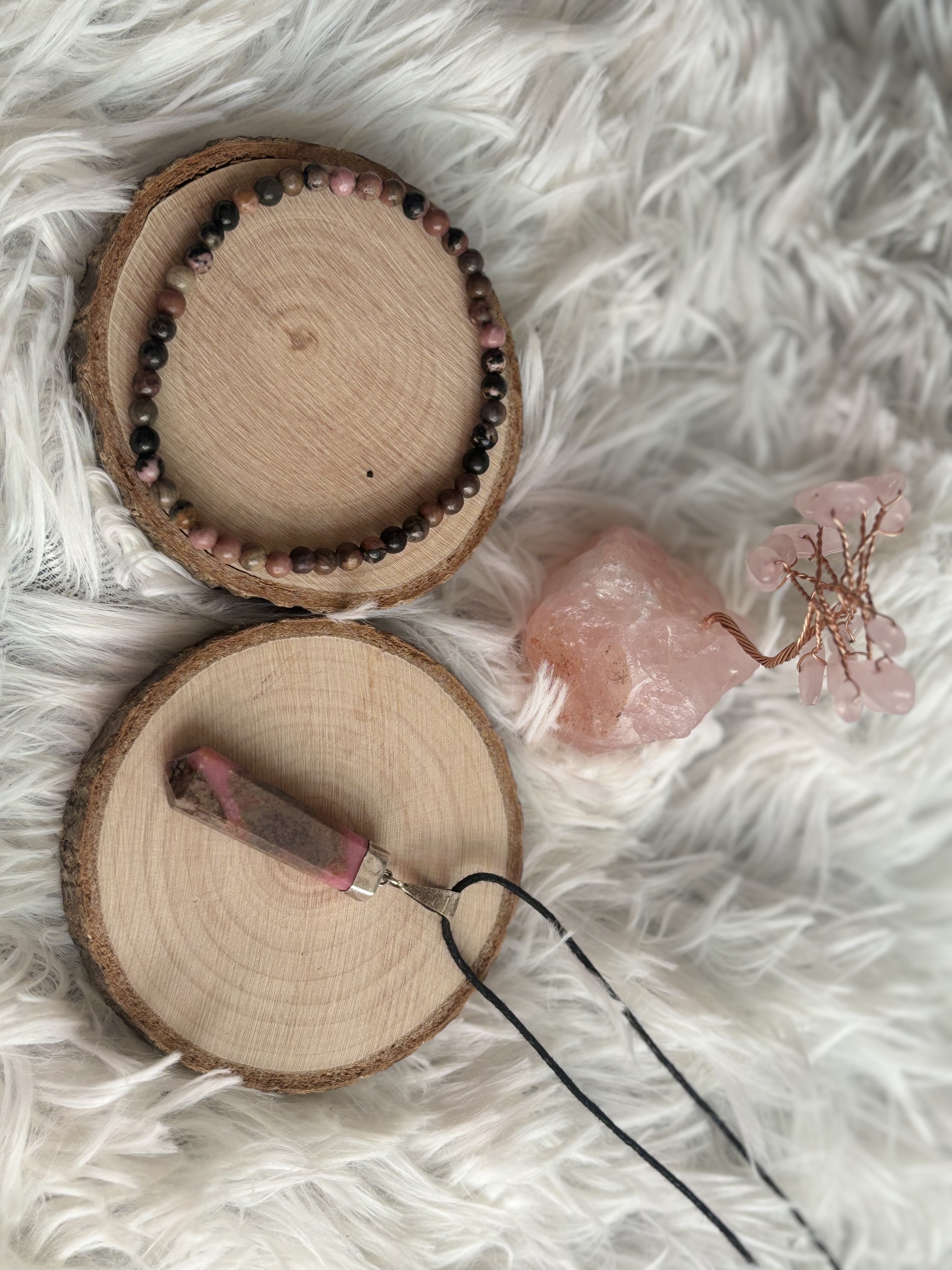 Ensemble - Rhodonite