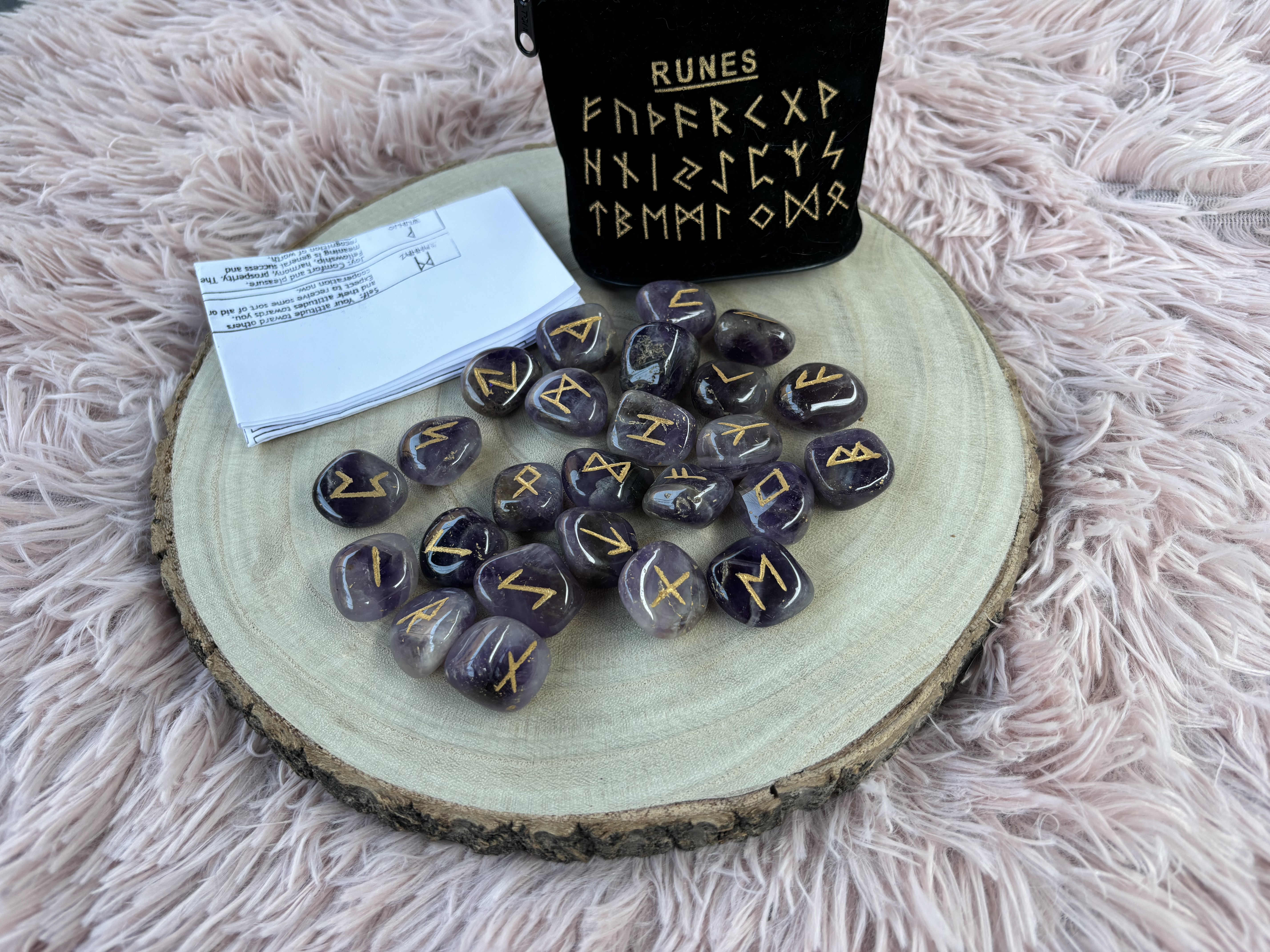 Runes - Améthyste