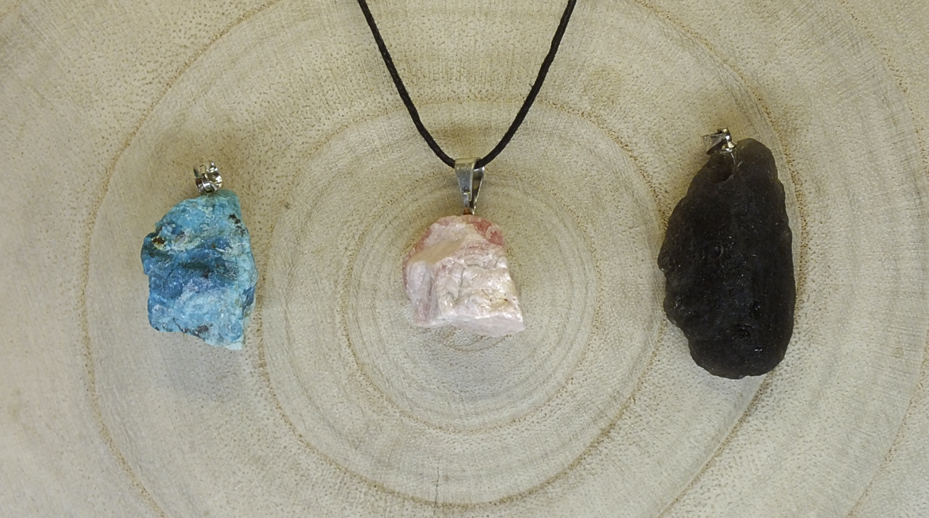 Colliers - Pierres brutes 