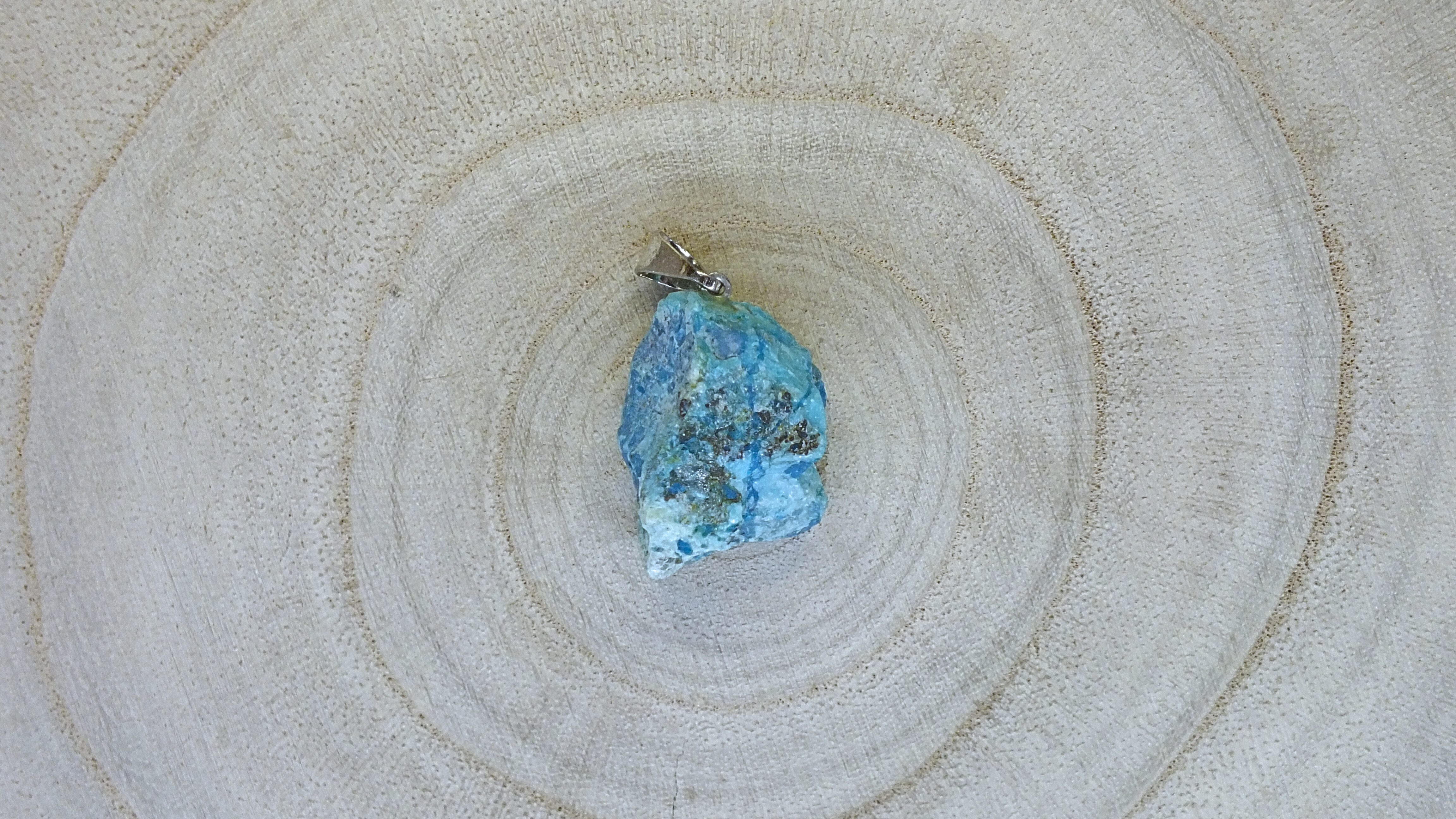 Colliers - Pierres brutes 