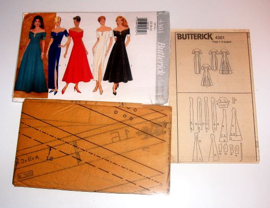 Butterick 4301 – Misses'/Misses’ Petite Lined Evening Dress Sewing Pattern (Sizes 12–16)