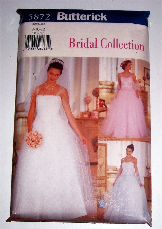 1998 Butterick 5872 Misses’ Petite Bridal Gown & Stole Sewing Pattern Sz 8–12 Factory-Folded