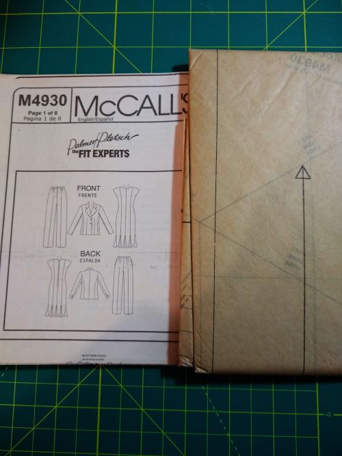 McCall’s M4930 Classic Fit Jacket, Dress & Palmer/Pletsch Sizes 16-22 Plus sizes Factory-Folded