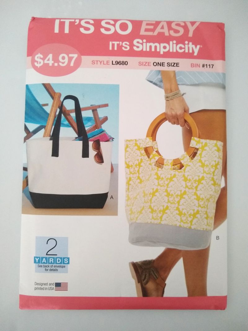 Simplicity L9680 It’s So Easy Tote Bag Pattern Lined Bags in Two Sizes 