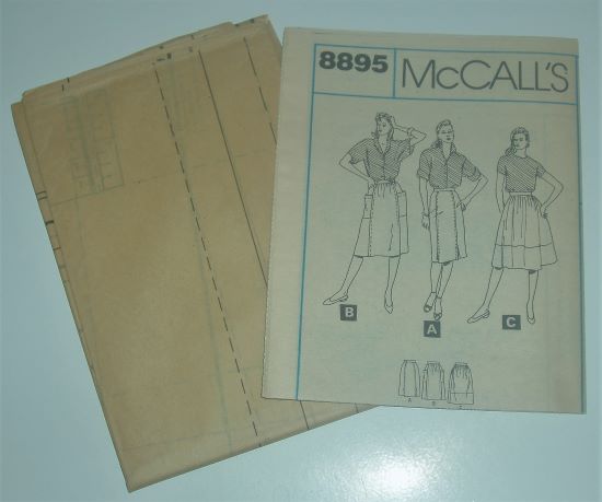 1984 McCall’s 8895 Misses A-Line Skirts Pattern Size 12 Waist 26.5"