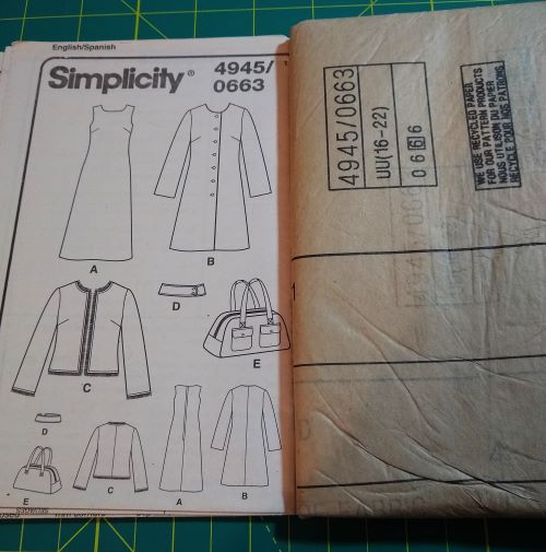 Simplicity 4945 Misses Plus Size Wardrobe Pattern Sizes 16–22
