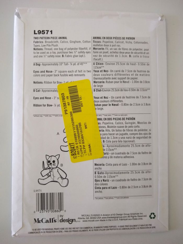 McCall’s L9571 Sewing Pattern – Stuffed Cat & Dog Plush Toys