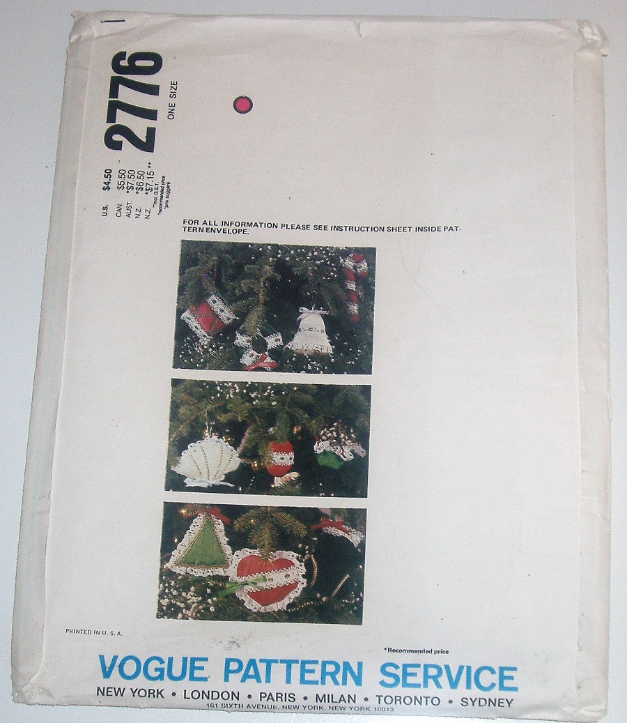 Vintage Vogue 2776 Christmas Decorations Sewing Pattern One Size