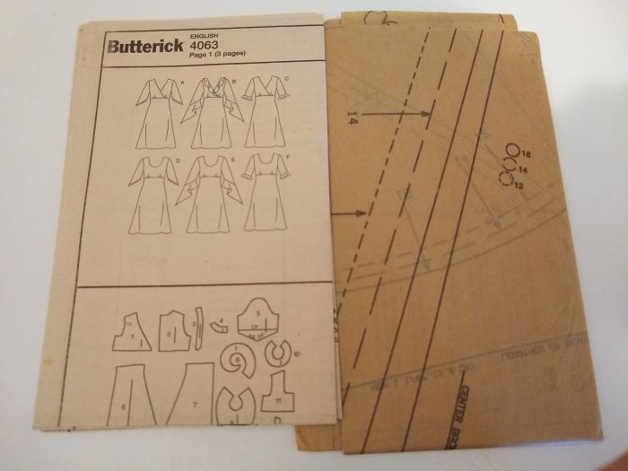 Butterick B4063 Misses/Misses Petite Dress Sewing Pattern Sz 12-16 