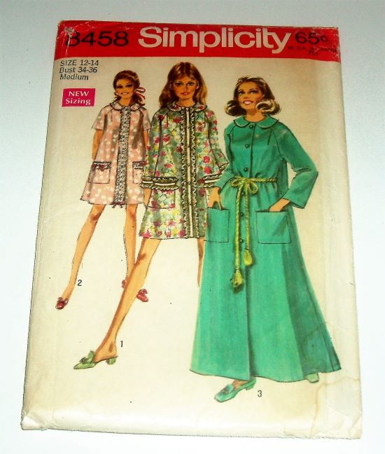 Vtg 1969 Simplicity 8458 Misses Button-Front Robe Pattern Sz 12–14 (Bust 34–36)