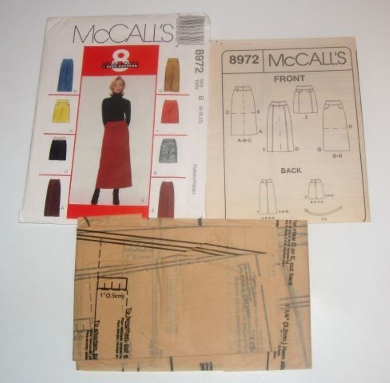 McCall’s 8972 Sewing Pattern Misses Fitted Skirts with Yoke & Pockets Sizes 8–12