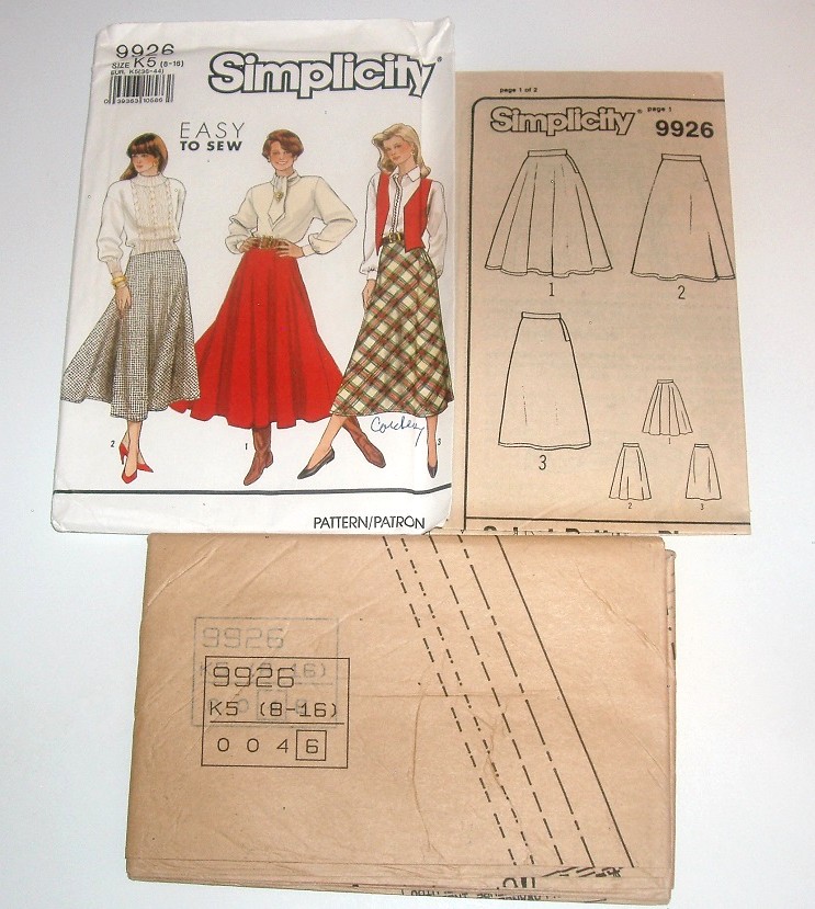 Simplicity 9926 Misses Full Skirts Sewing Pattern (Sizes 8–16)