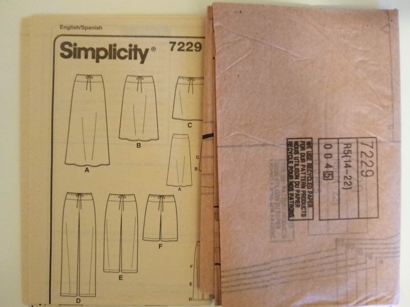 Simplicity 7229 Sewing Pattern (Sizes 14–22) Misses 1-Hour Drawstring Skirts & Pants in Three Lengths