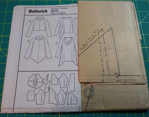 Butterick B5679 Sewing Pattern Misses Winter Pullover Tops Sz XS-M