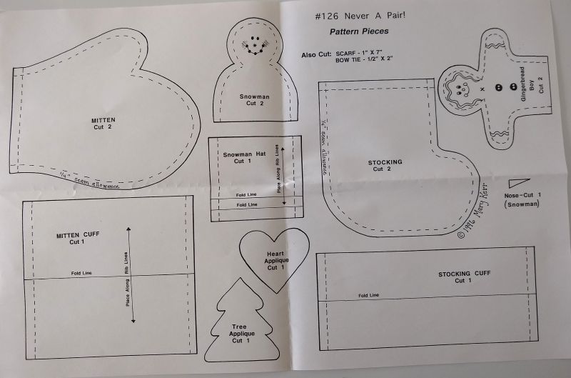 Just My Imagination #126 Never A Pair! Country Ornaments Sewing Pattern – 1996