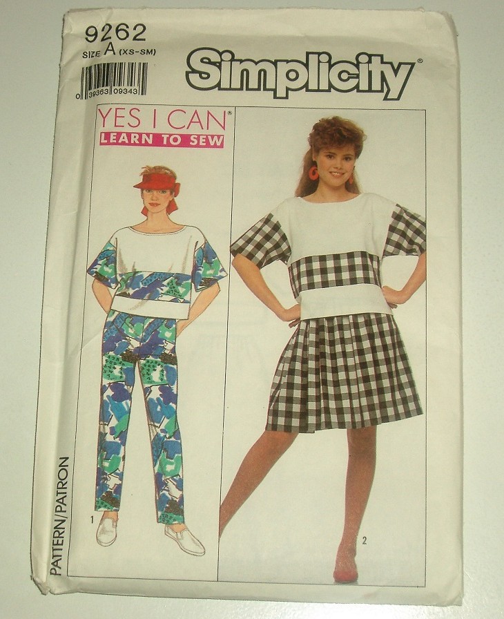 Simplicity 9262 Misses Pants, Skirt & Top Sewing Pattern (Sizes XS–SM)