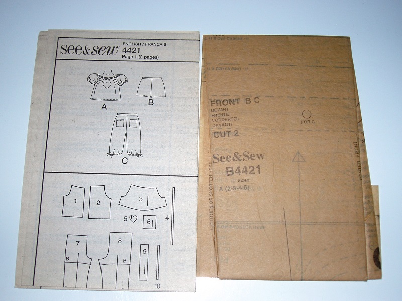 Butterick See & Sew B4421 Girl’s Top, Shorts & Pants Sewing Pattern Sizes 2–5