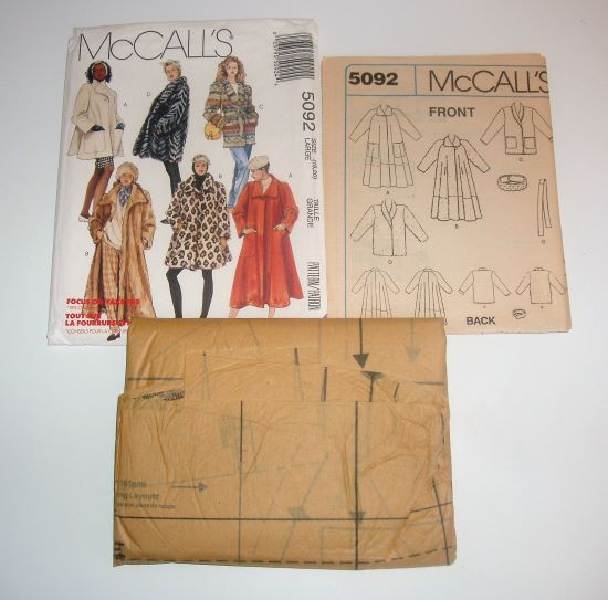 McCall’s 5092 Focus on Fake Fur Sewing Pattern – Size Large (18–20) – Misses Coats in 3 Lengths – 1990