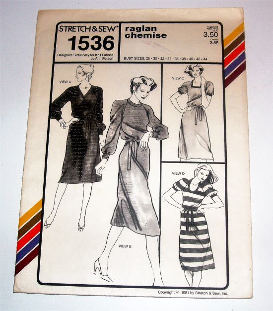 Vintage Stretch & Sew 1536 Misses Raglan Chemise Dress Sewing Pattern (1981) Bust 28"-44"