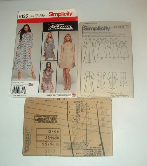 Simplicity 8125 Project Runway V‑Neck Empire Dress Sz 14-22