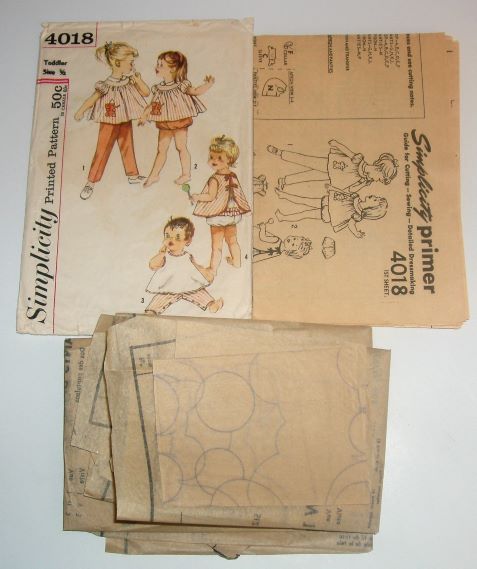 Vintage Simplicity Sewing Pattern 4018