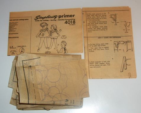 Vintage Simplicity Sewing Pattern 4018