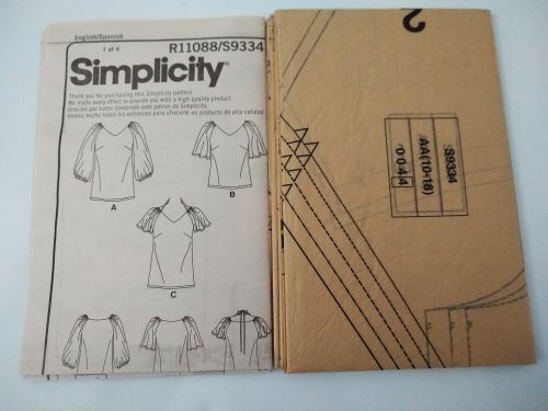 Simplicity R11088 Misses Top Sewing Pattern (Sizes 10–18)