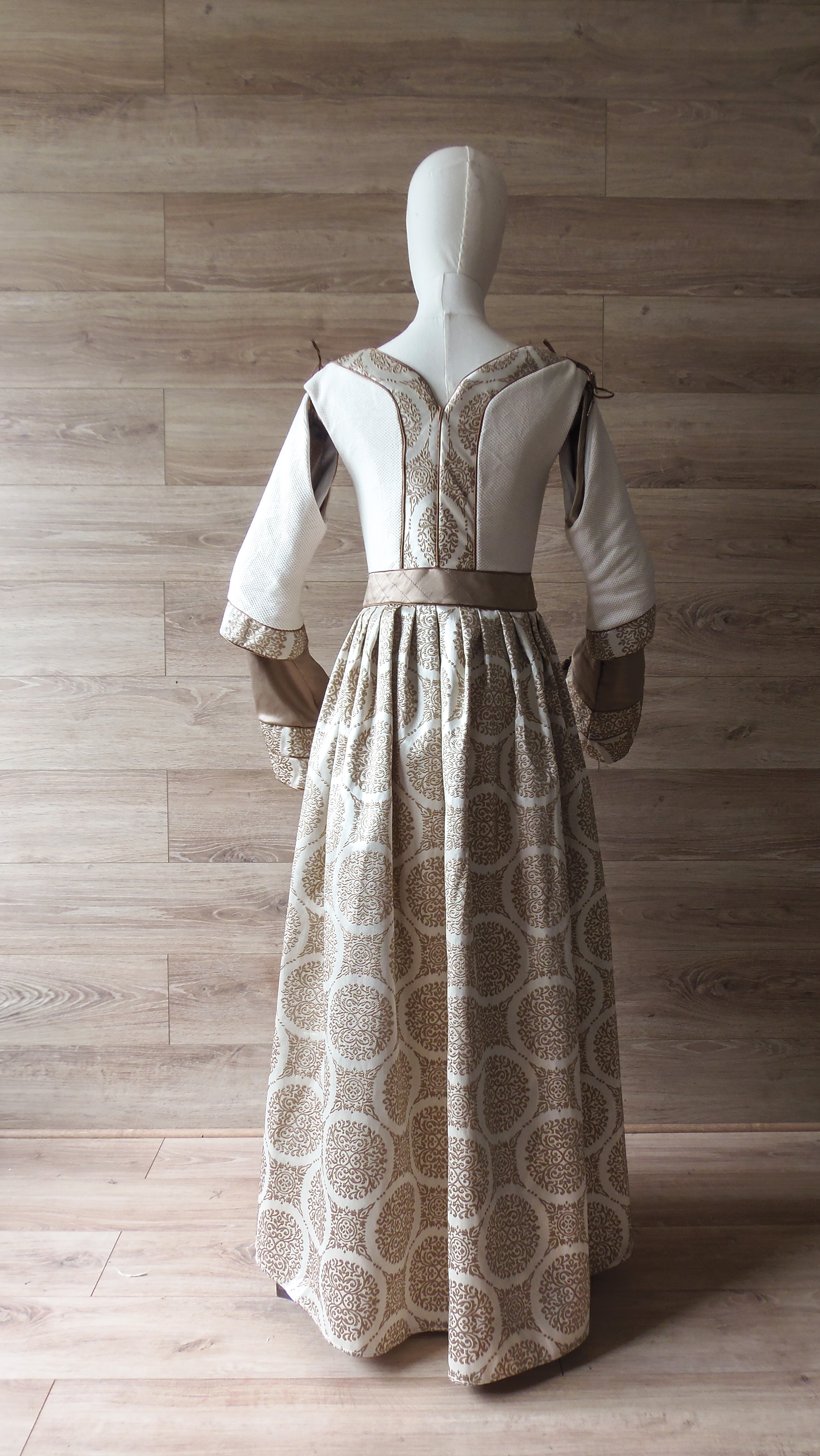 Robe Ambroise