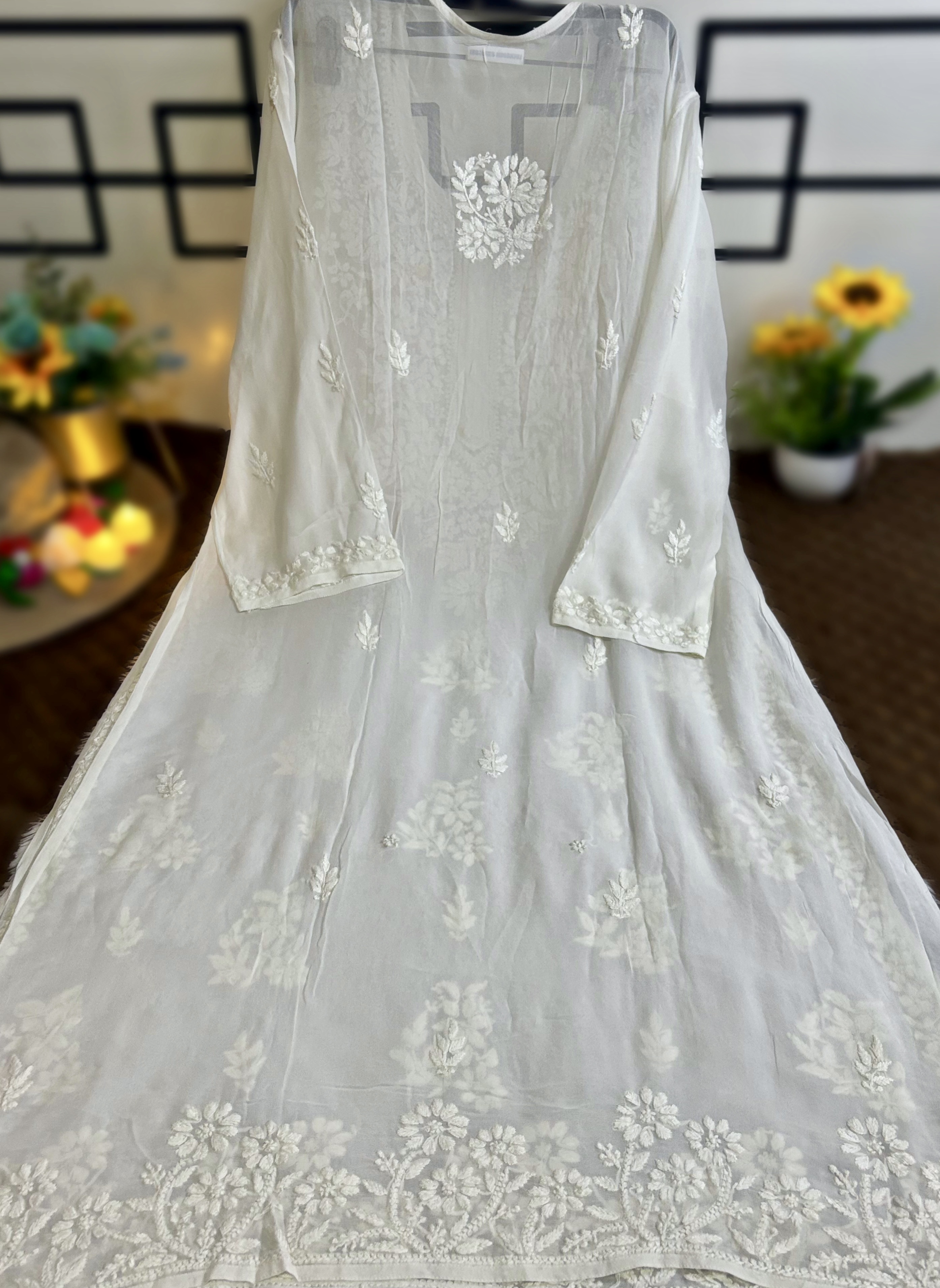 XXL-Mehek Viscose  White Kurti with Inner