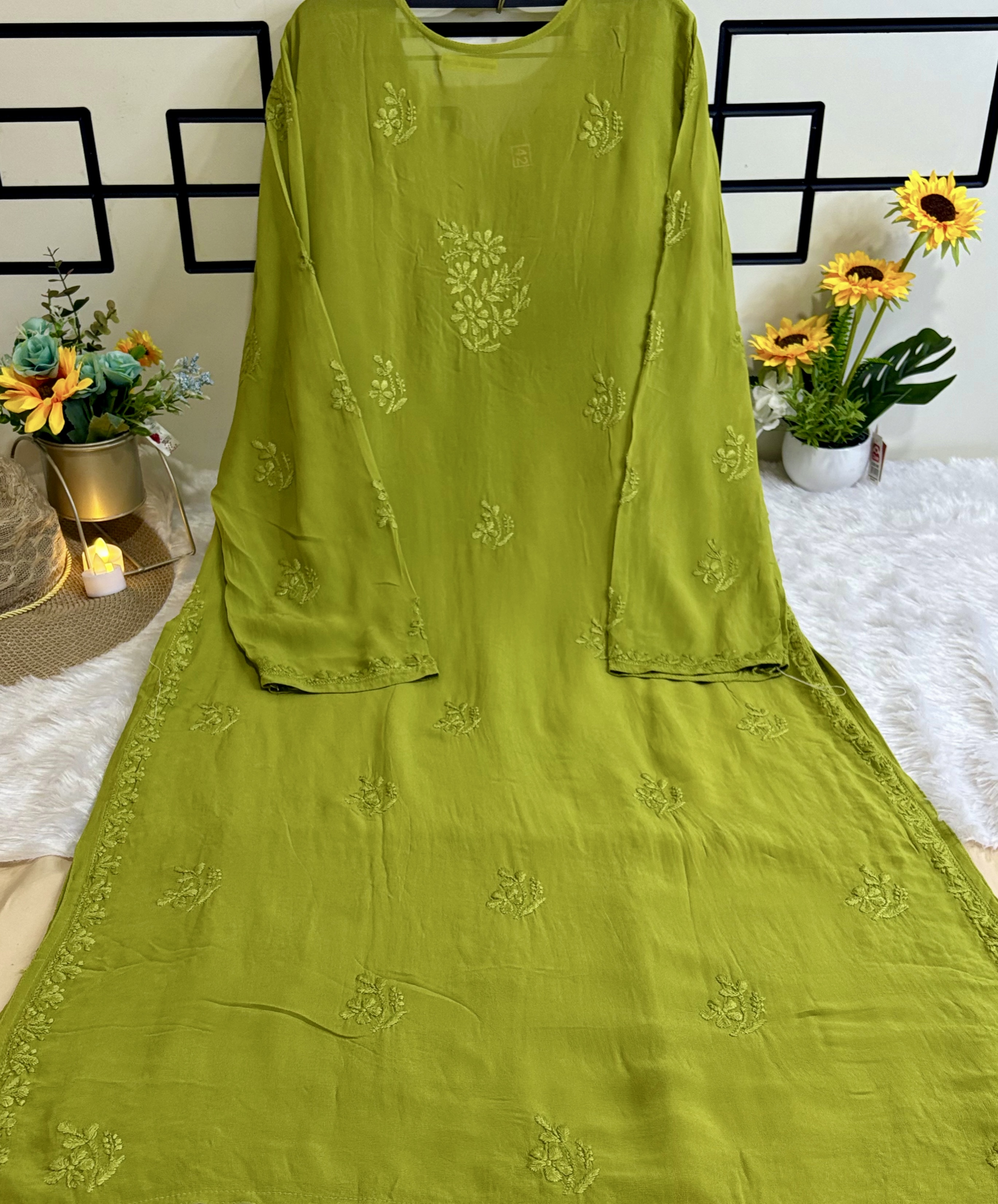 Nazakat Viscose Mehndi Green Kurti with Inner