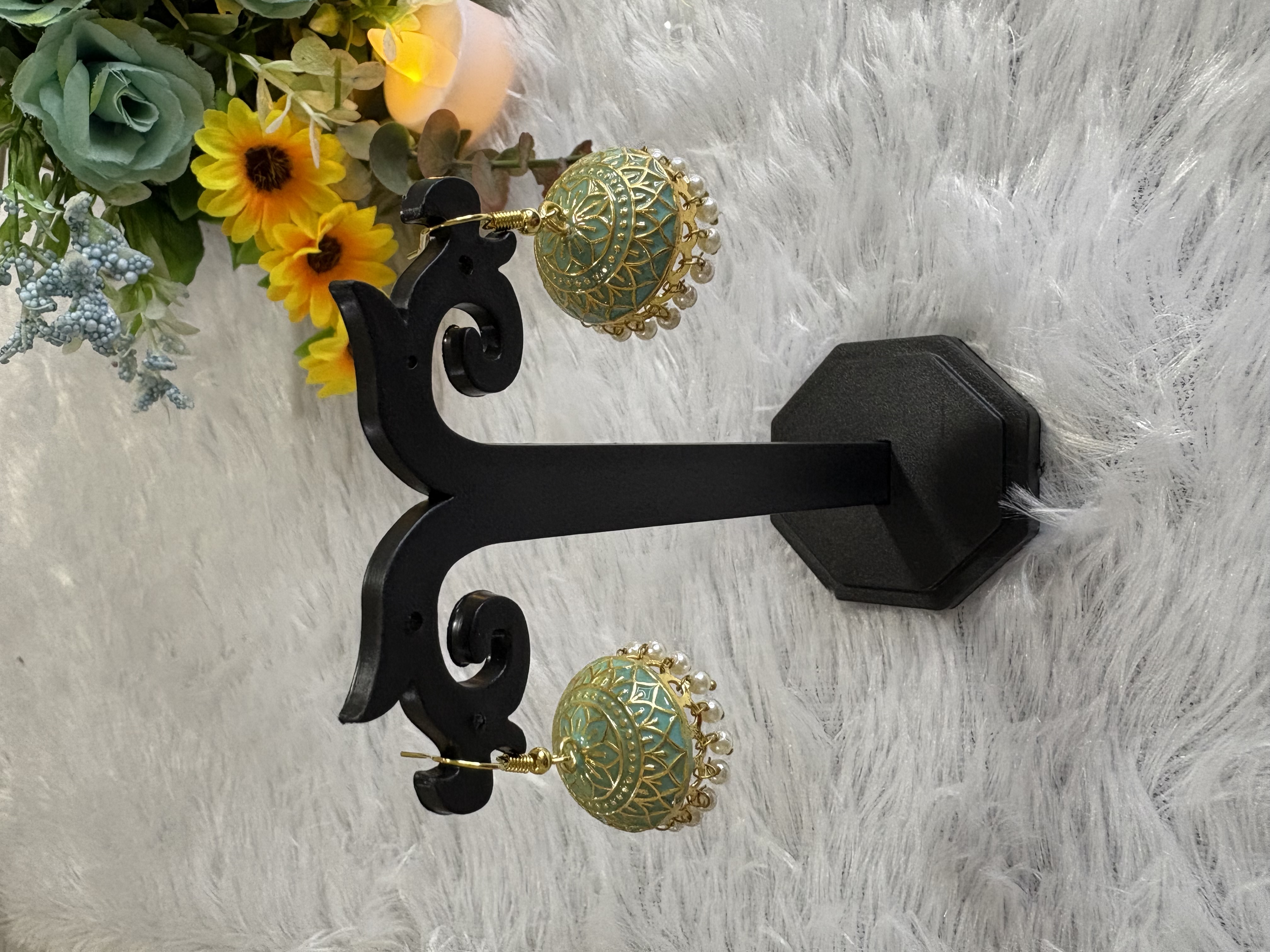 Noor-e-Rang Jhumka Earrings