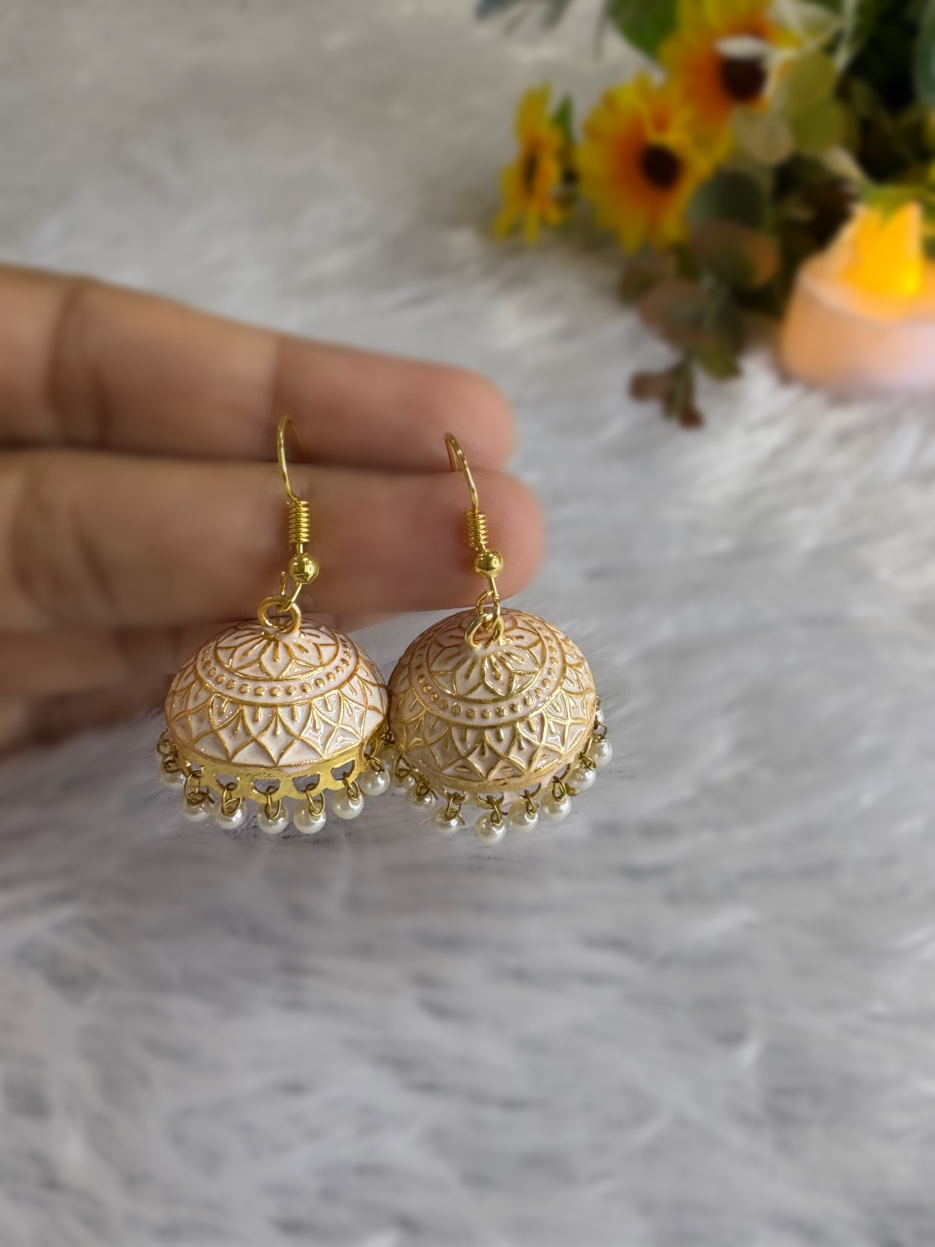 Noor-e-Rang Jhumka Earrings