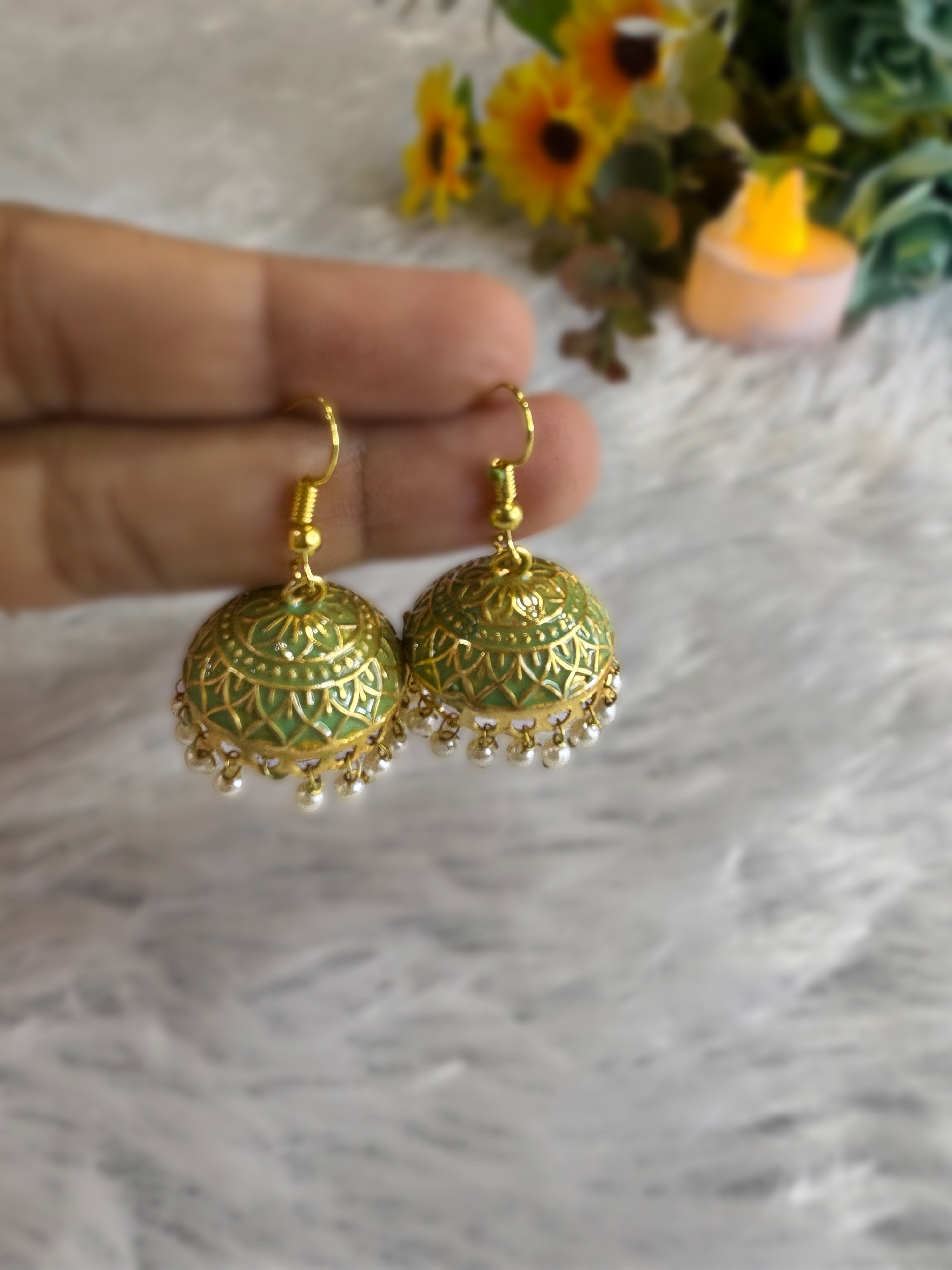 Noor-e-Rang Jhumka Earrings