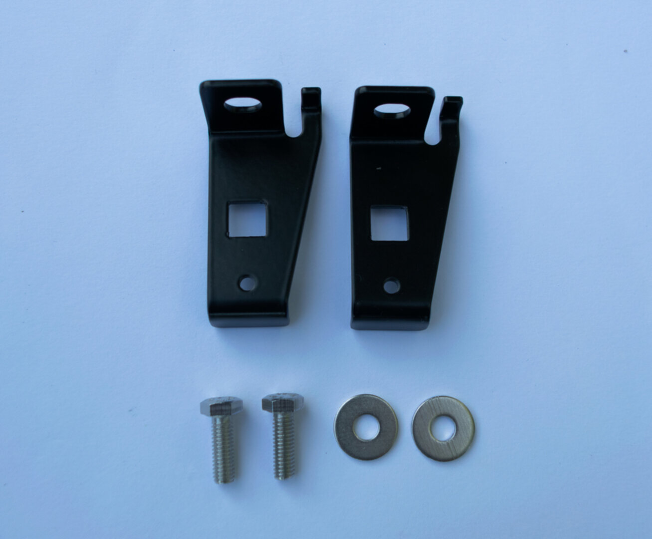 Fuel and brake line bracket set