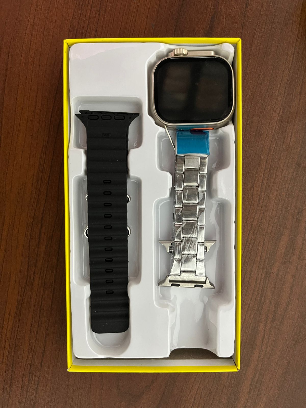 Smartwatch with Dual Bands