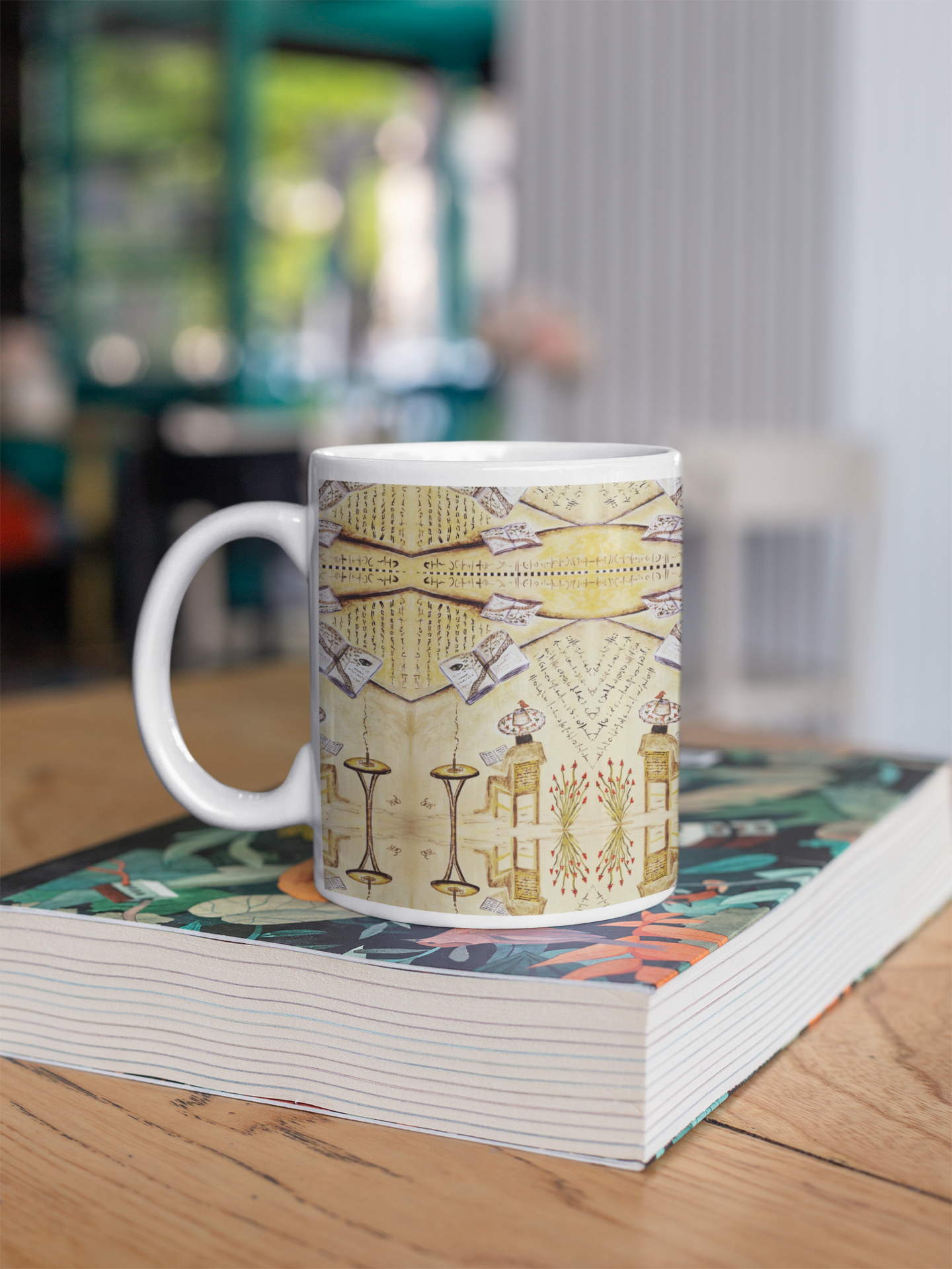 Taza artística de escritorio y libros | Artistic mug for desk and books