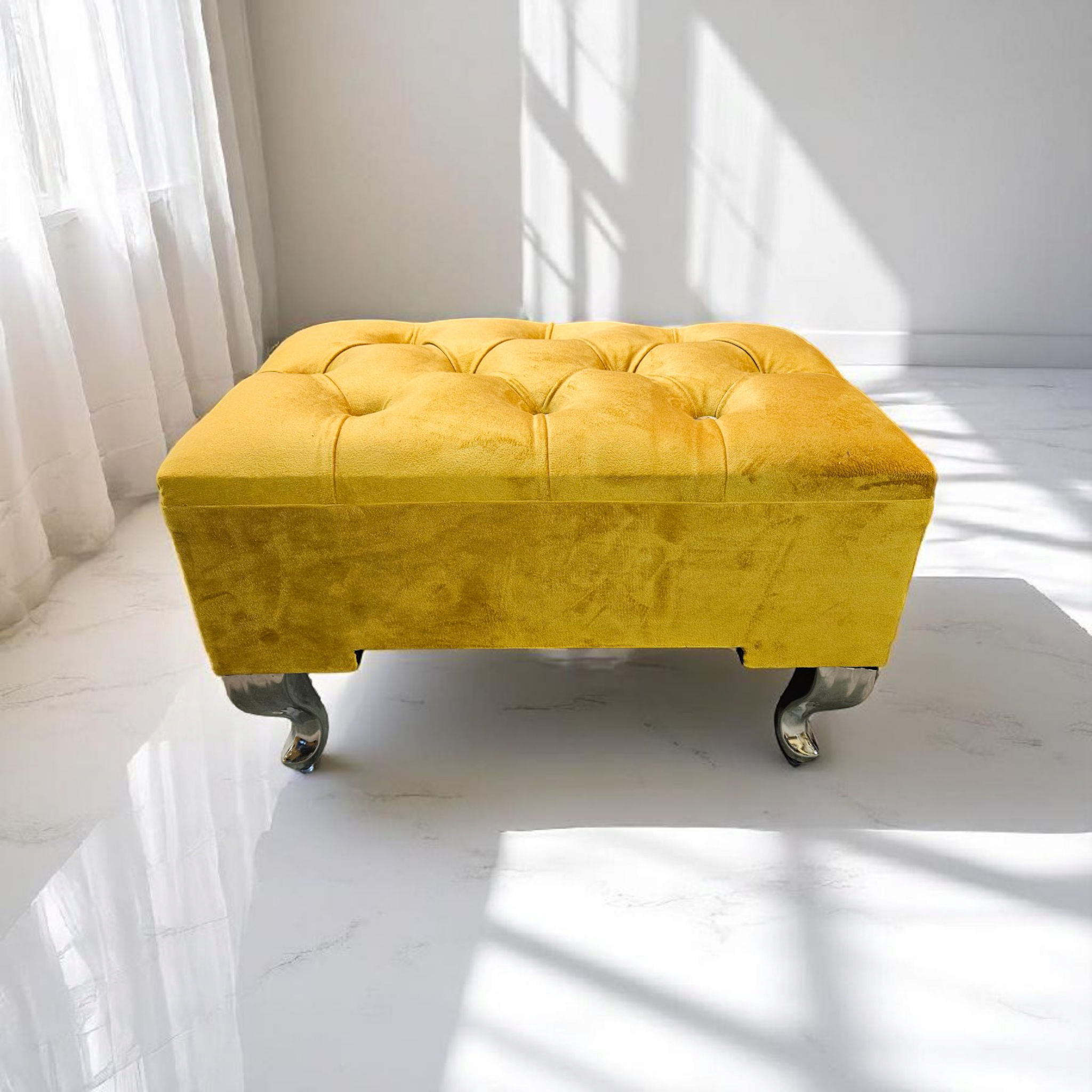 Classic Chesterfield Footstool