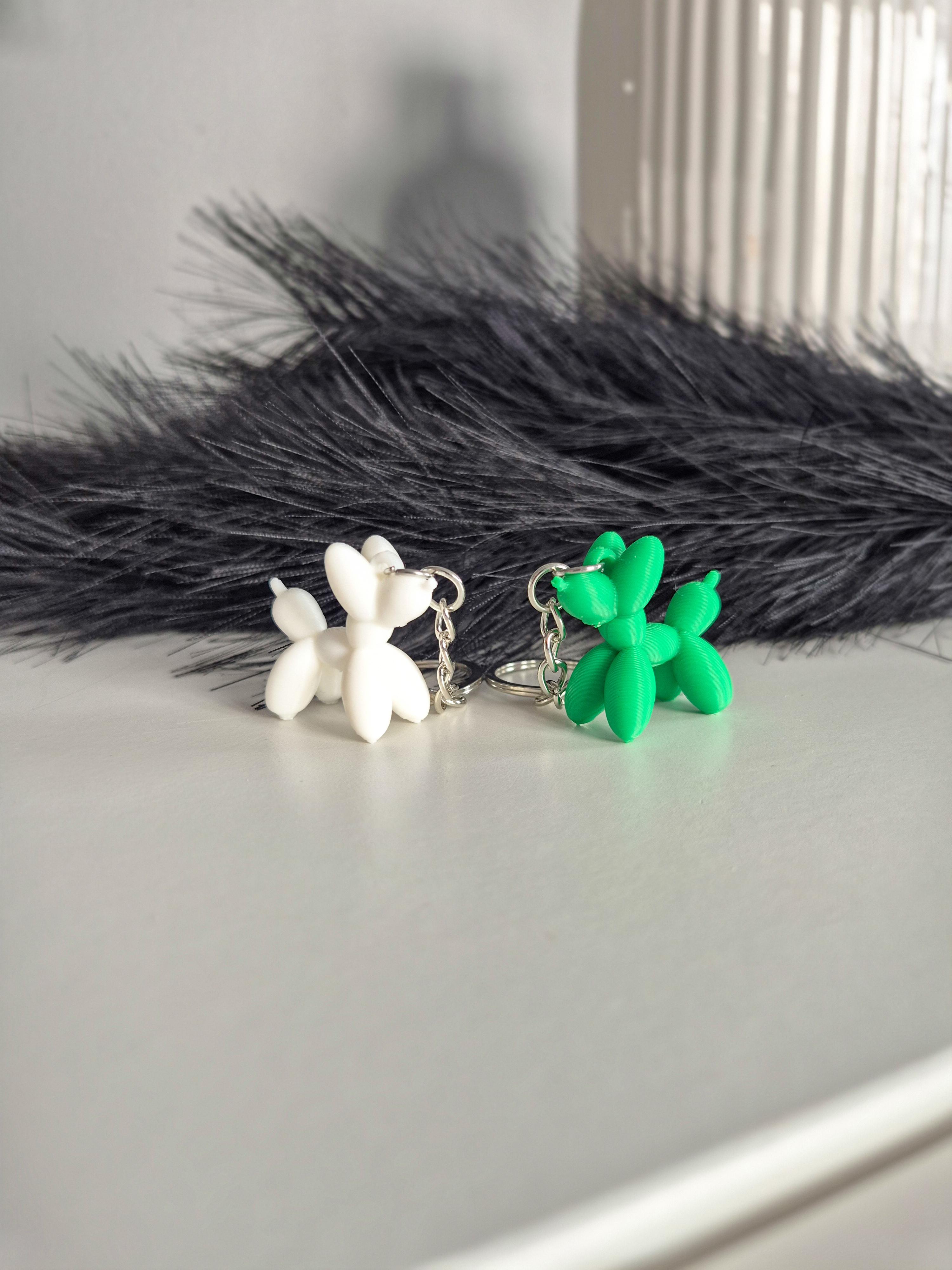 Baliono formos raktų pakabukas