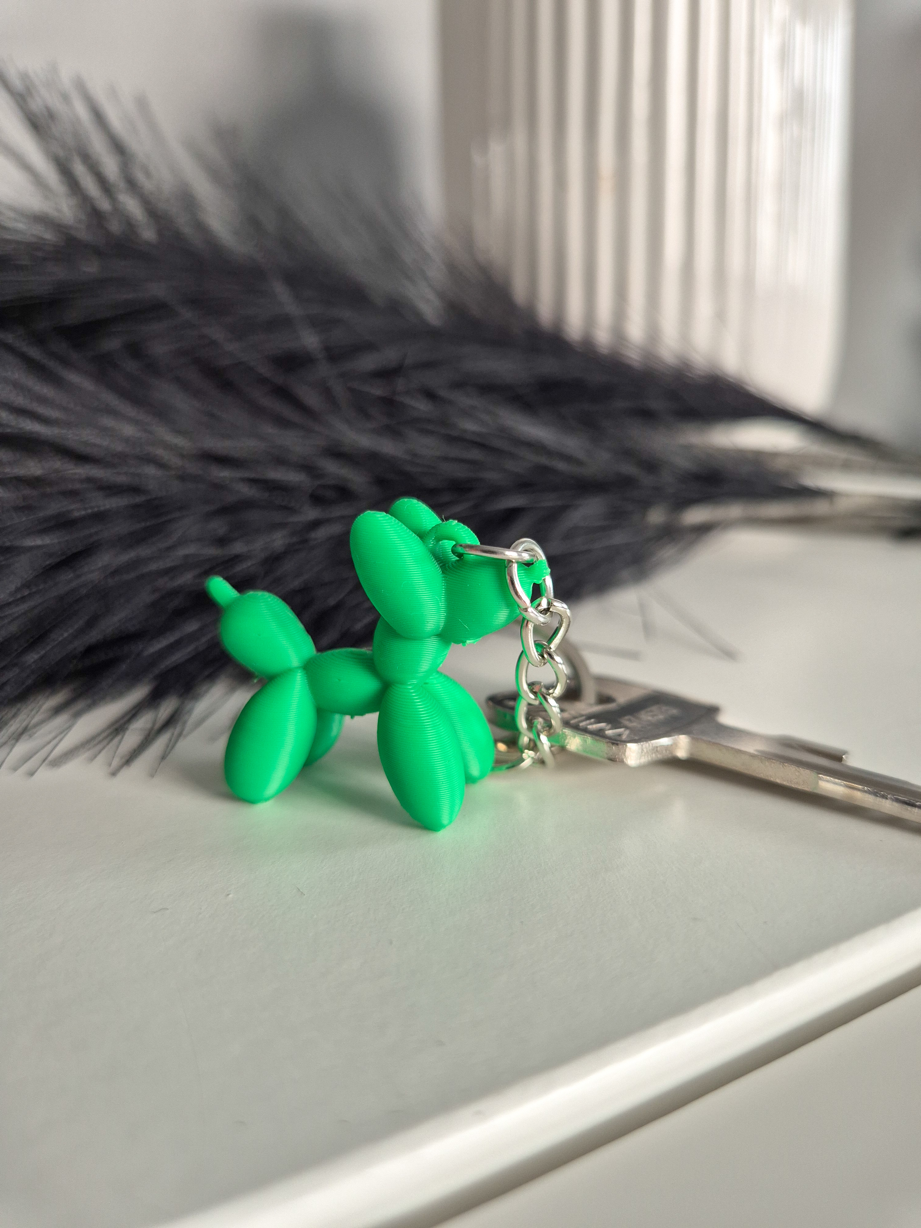 Baliono formos raktų pakabukas