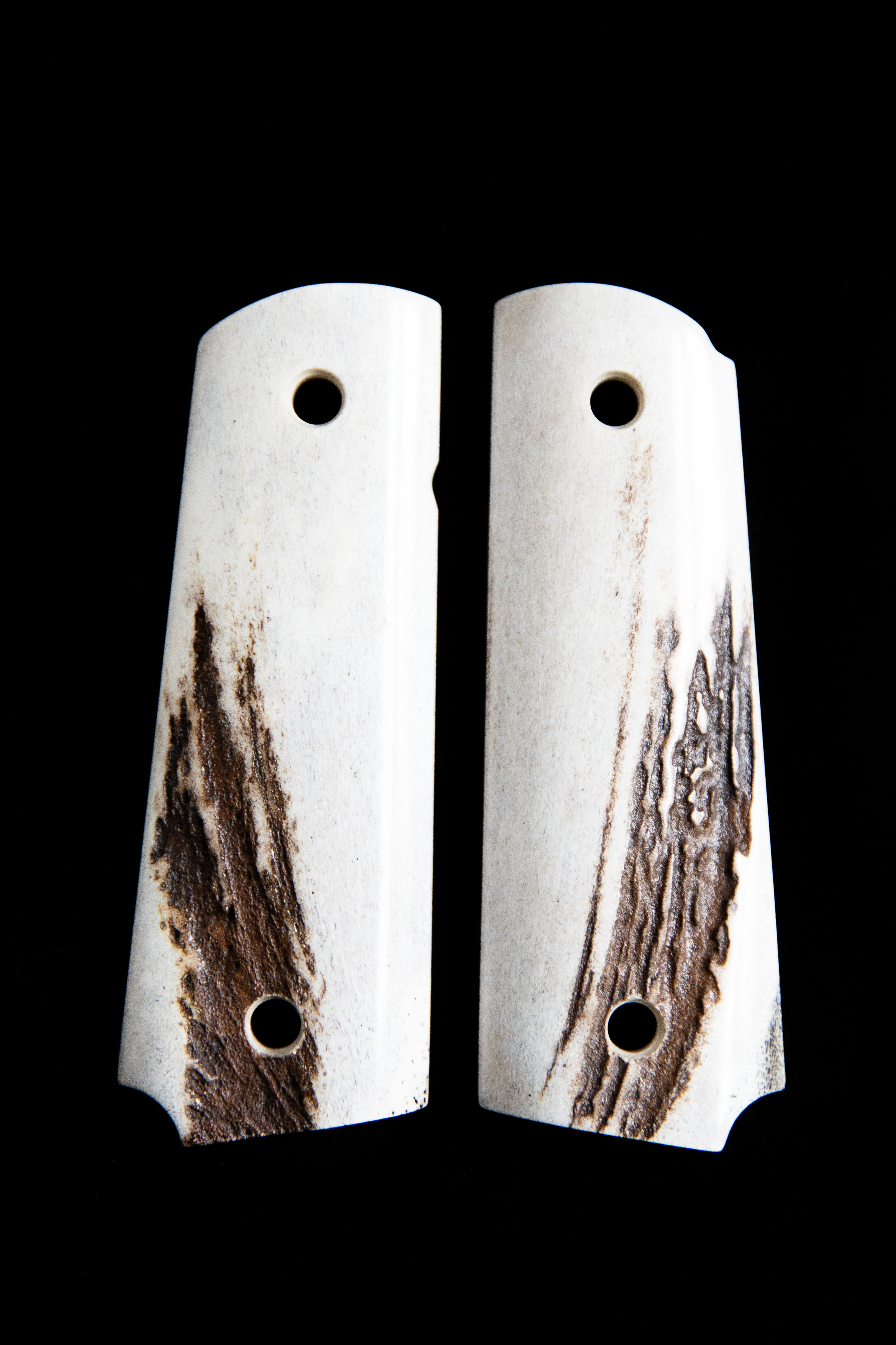 Exclusive 1911 Red Stag Grips