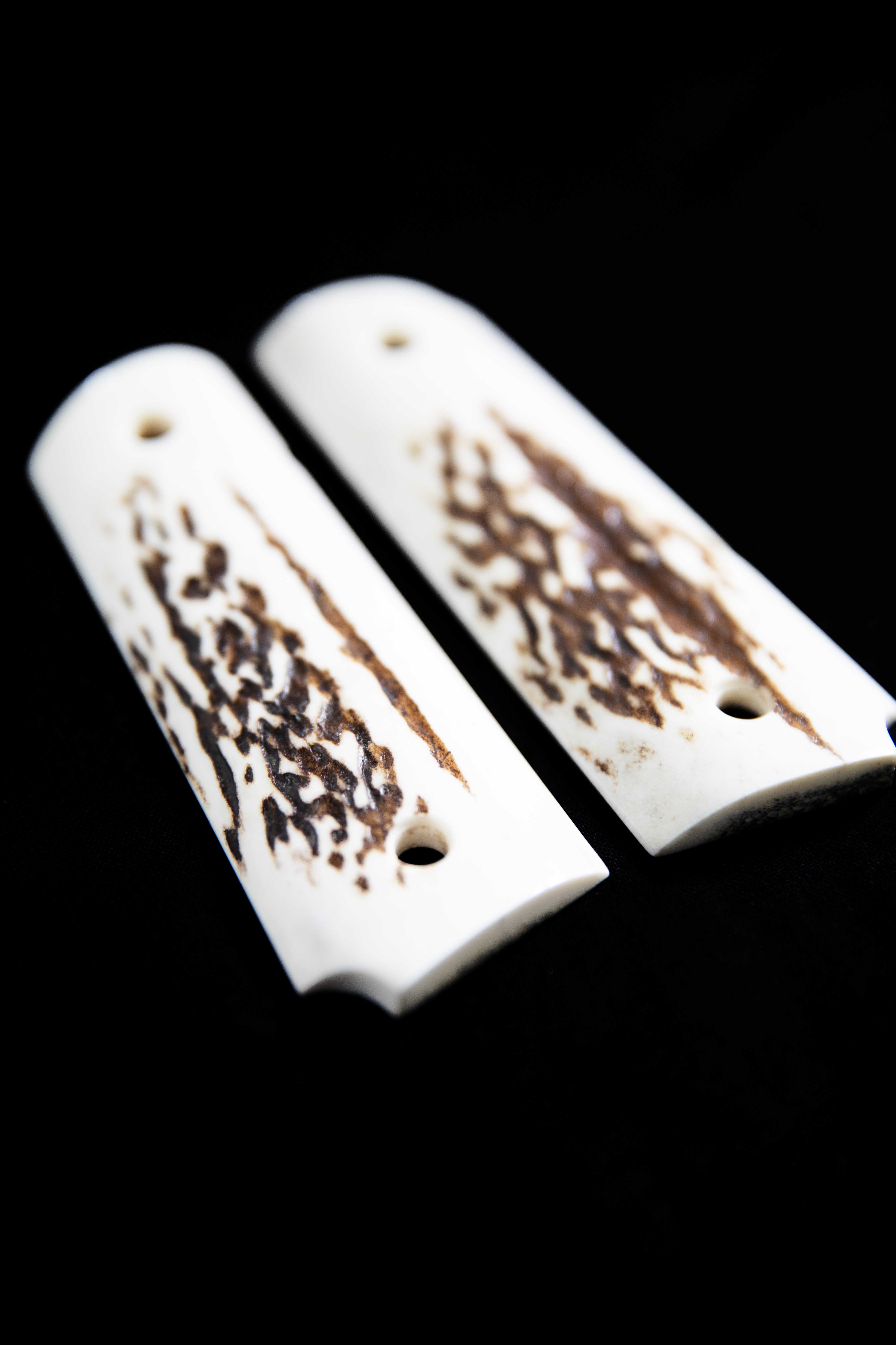 Exclusive 1911 Red Stag Grips