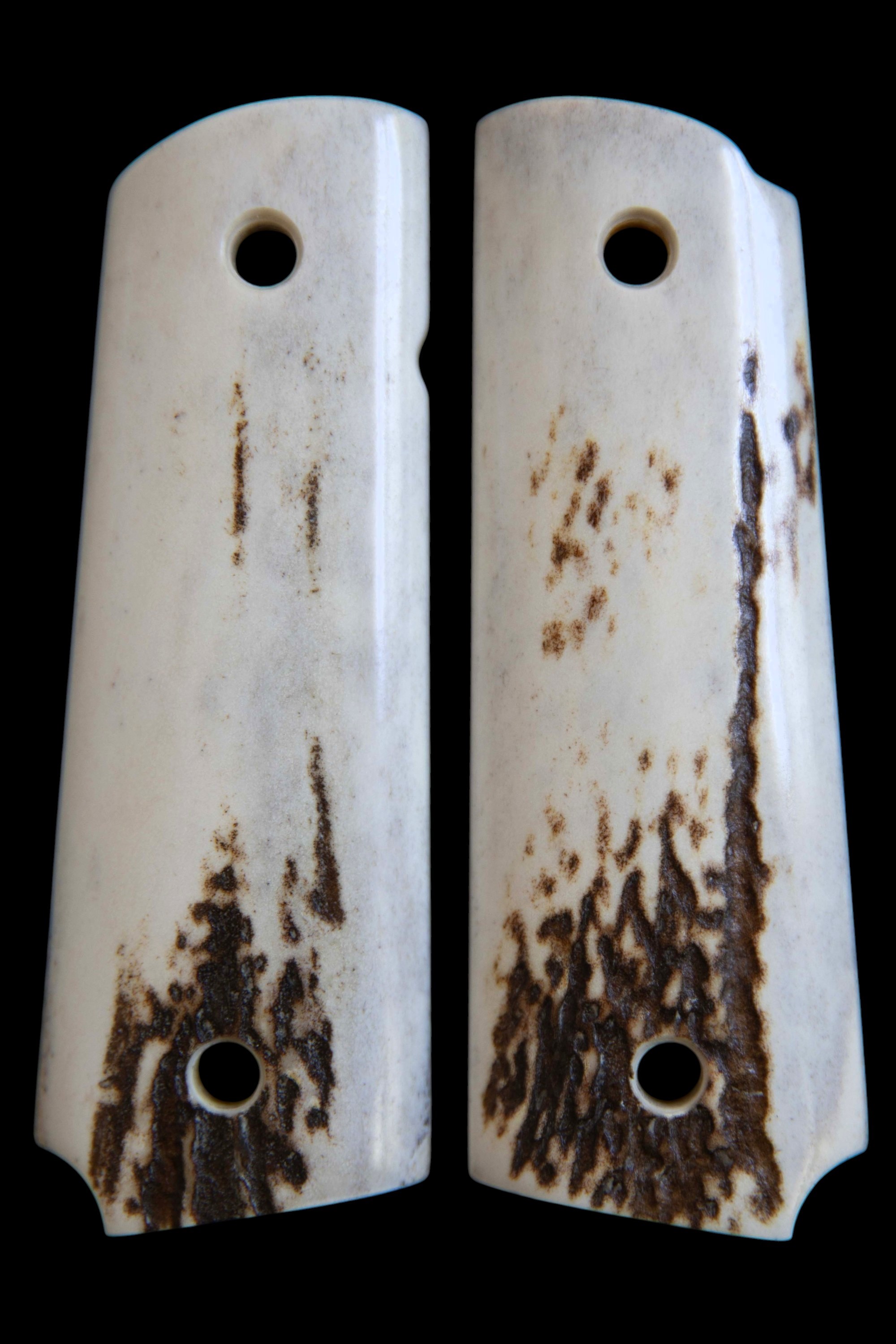 Exclusive 1911 Red Stag Grips