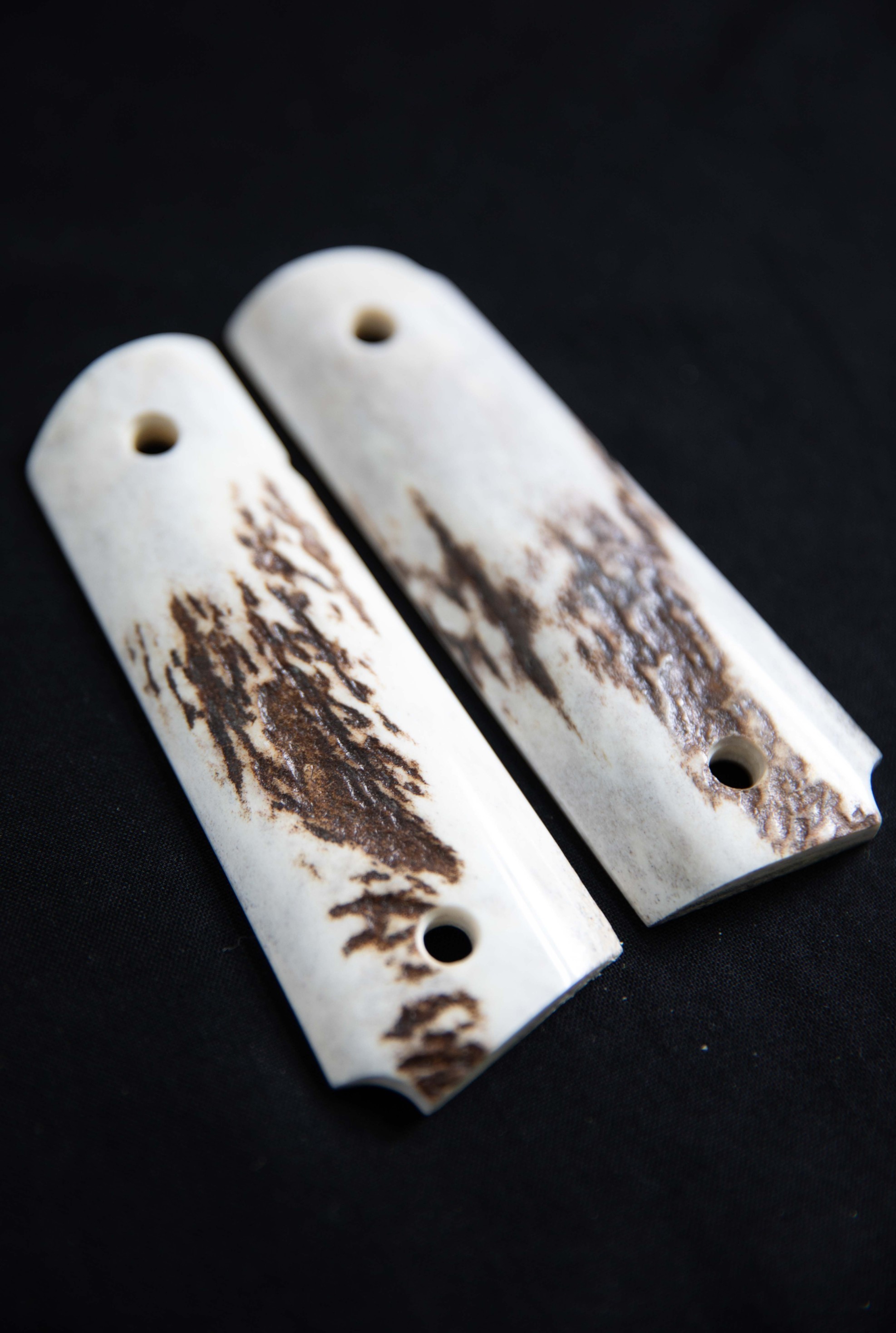 Exclusive 1911 Red Stag Grips