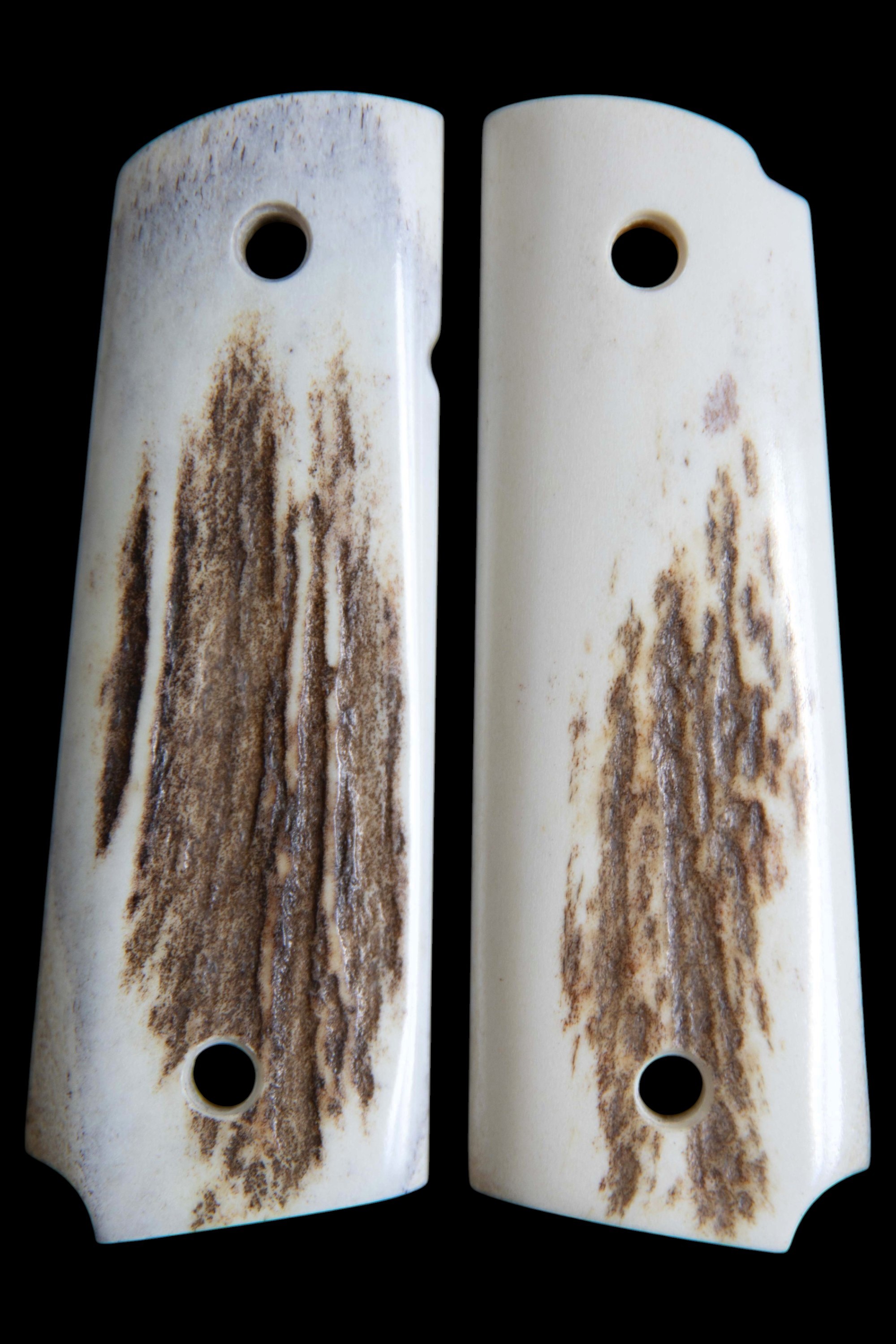 Exclusive 1911 Red Stag Grips