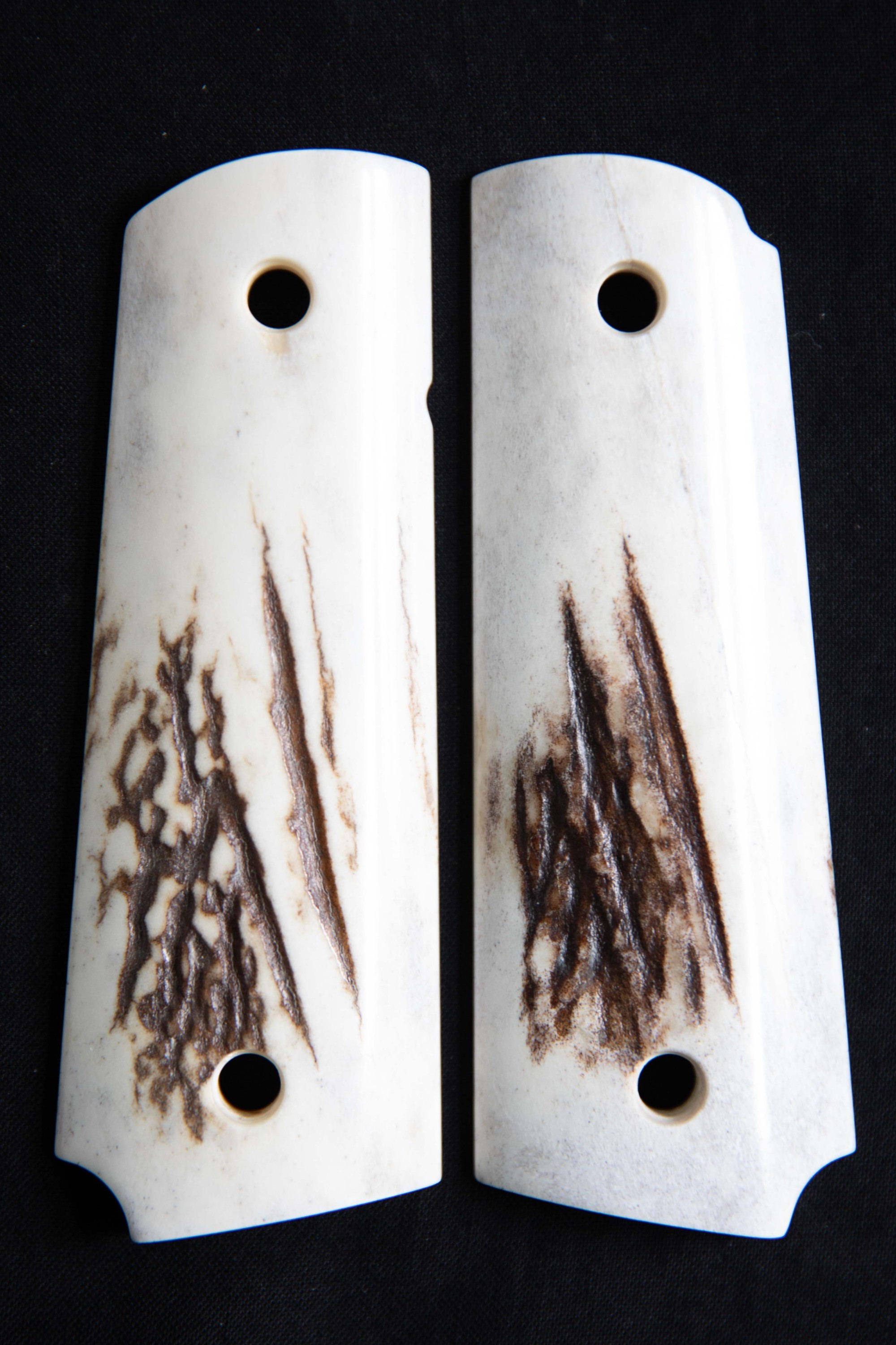 Exclusive 1911 Red Stag Grips