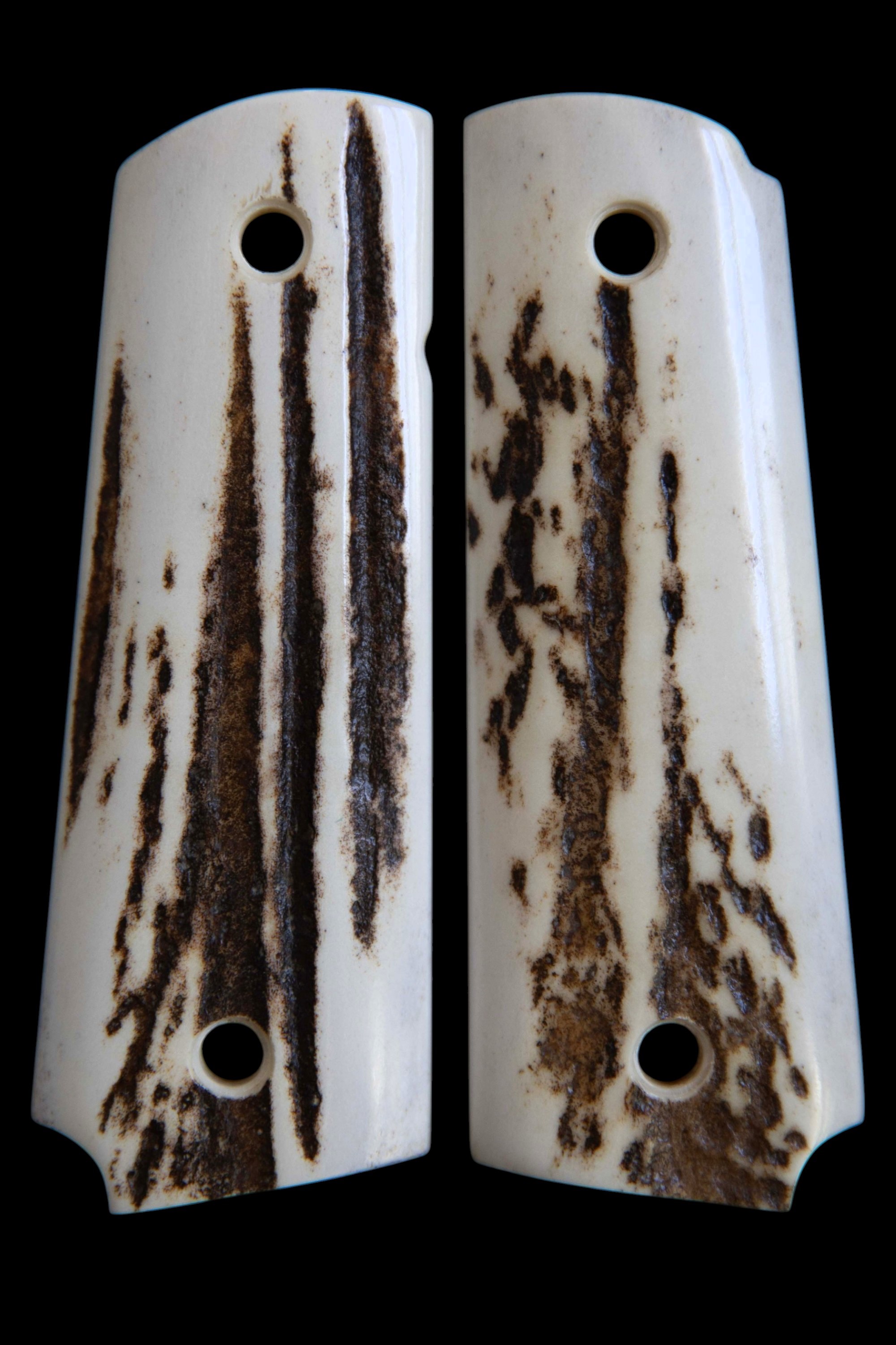 Exclusive 1911 Red Stag Grips