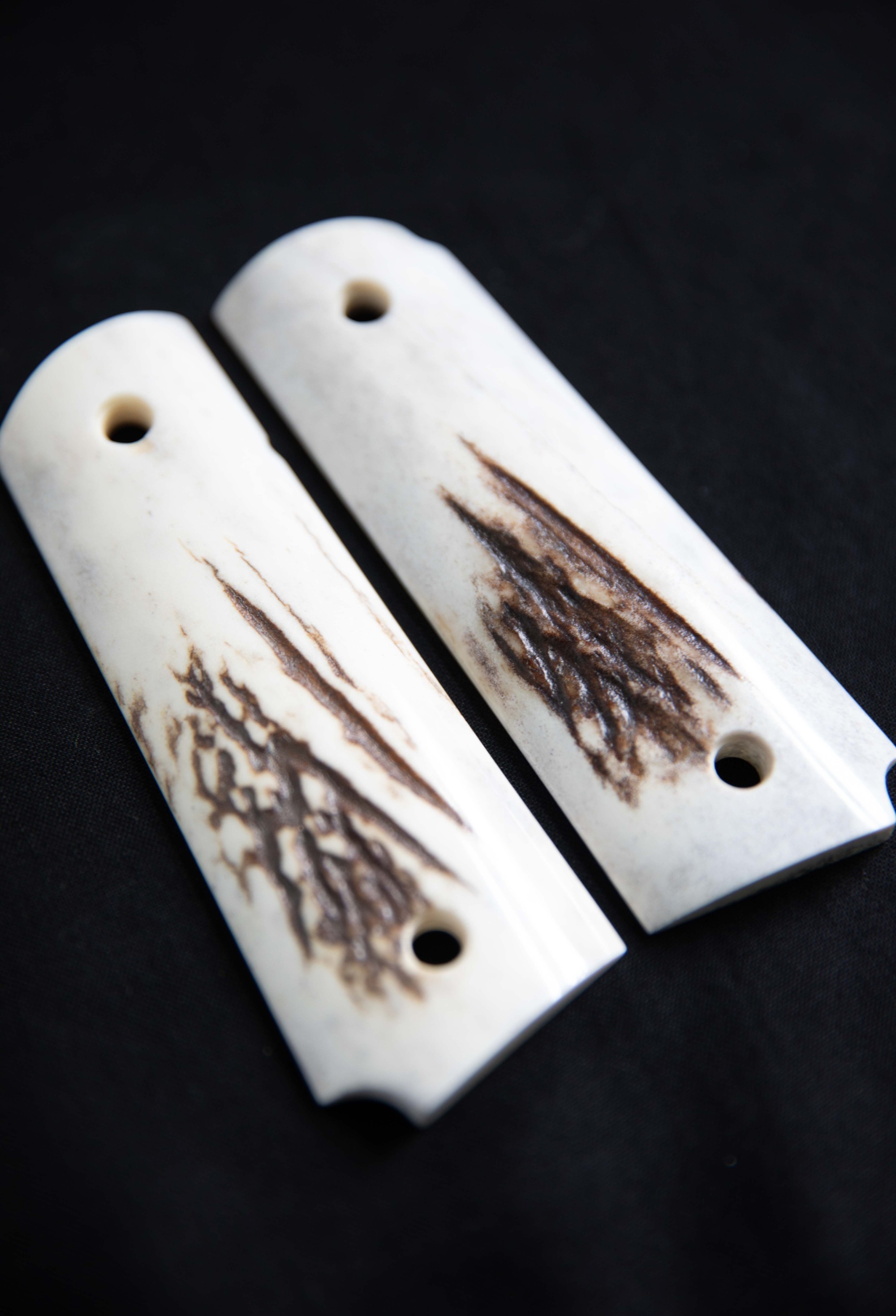 Exclusive 1911 Red Stag Grips